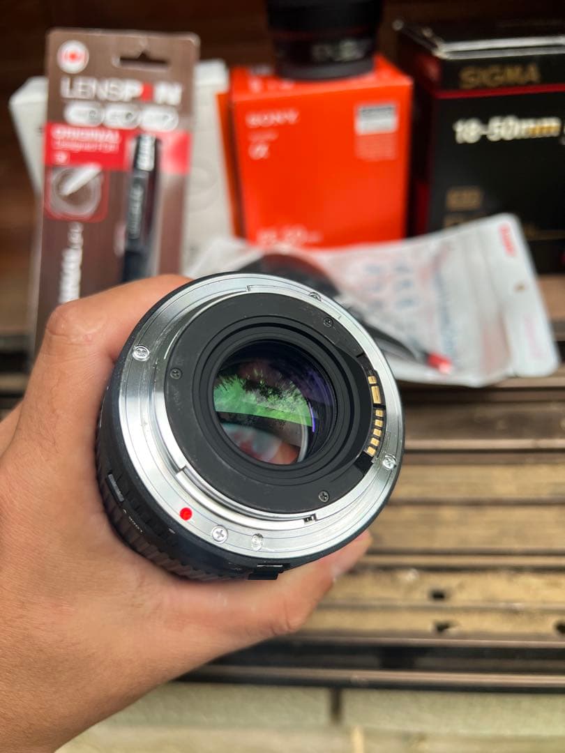 SIGMA 18-50mm F2.8 EX DC レンズ