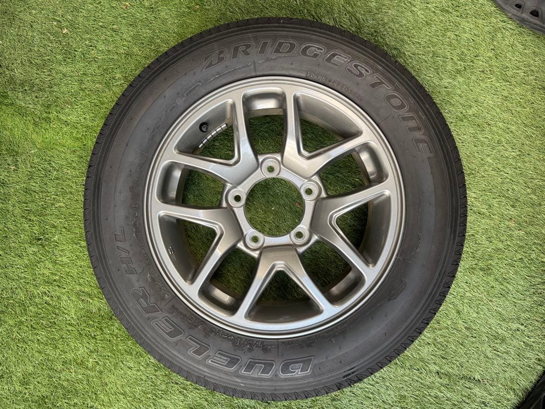 ジムニーホイールタイヤセット　JB64