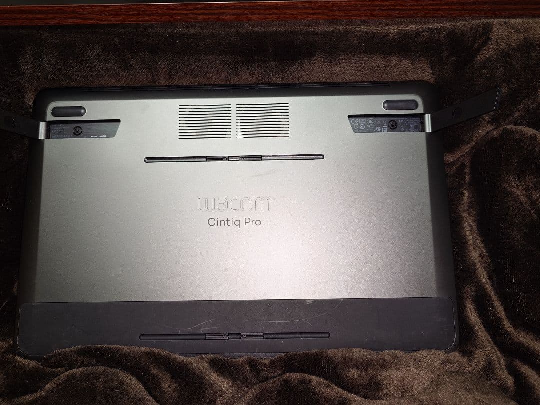 Wacom Cintiq 16 液タブ