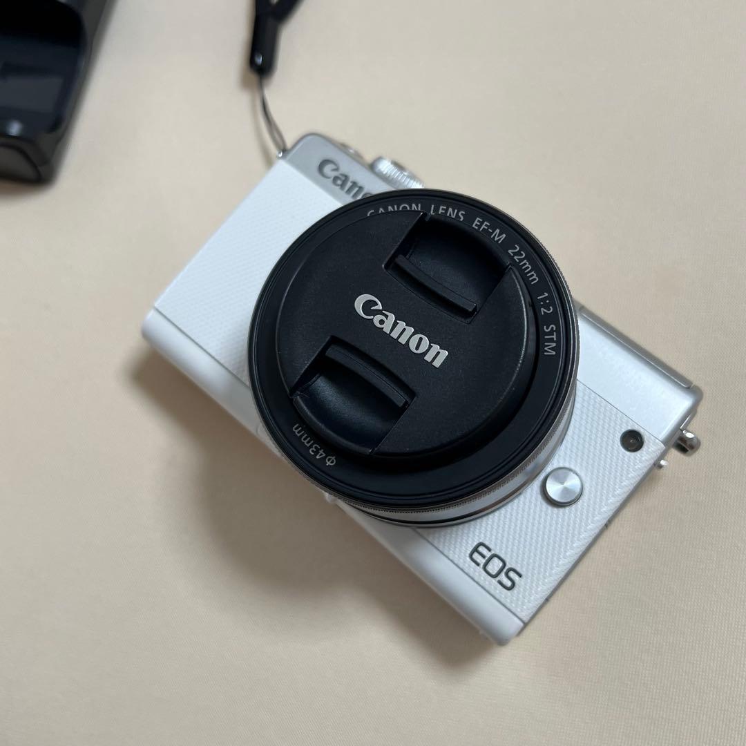 Canon EOS M100 ダブルレンズキット ホワイト＋Utulens