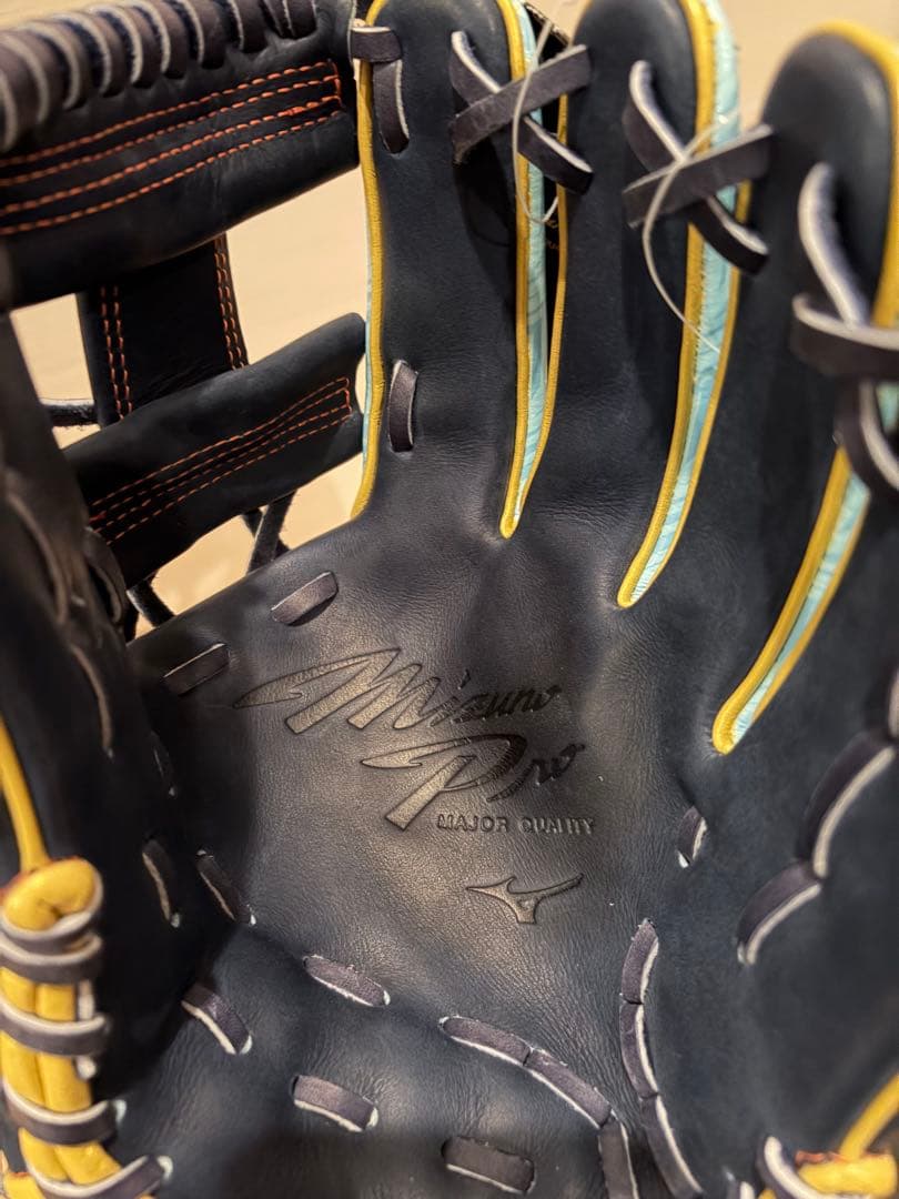 ミズノプロ 軟式　グラブ　グローブ　限定　定価47,300円　内野　オールスター