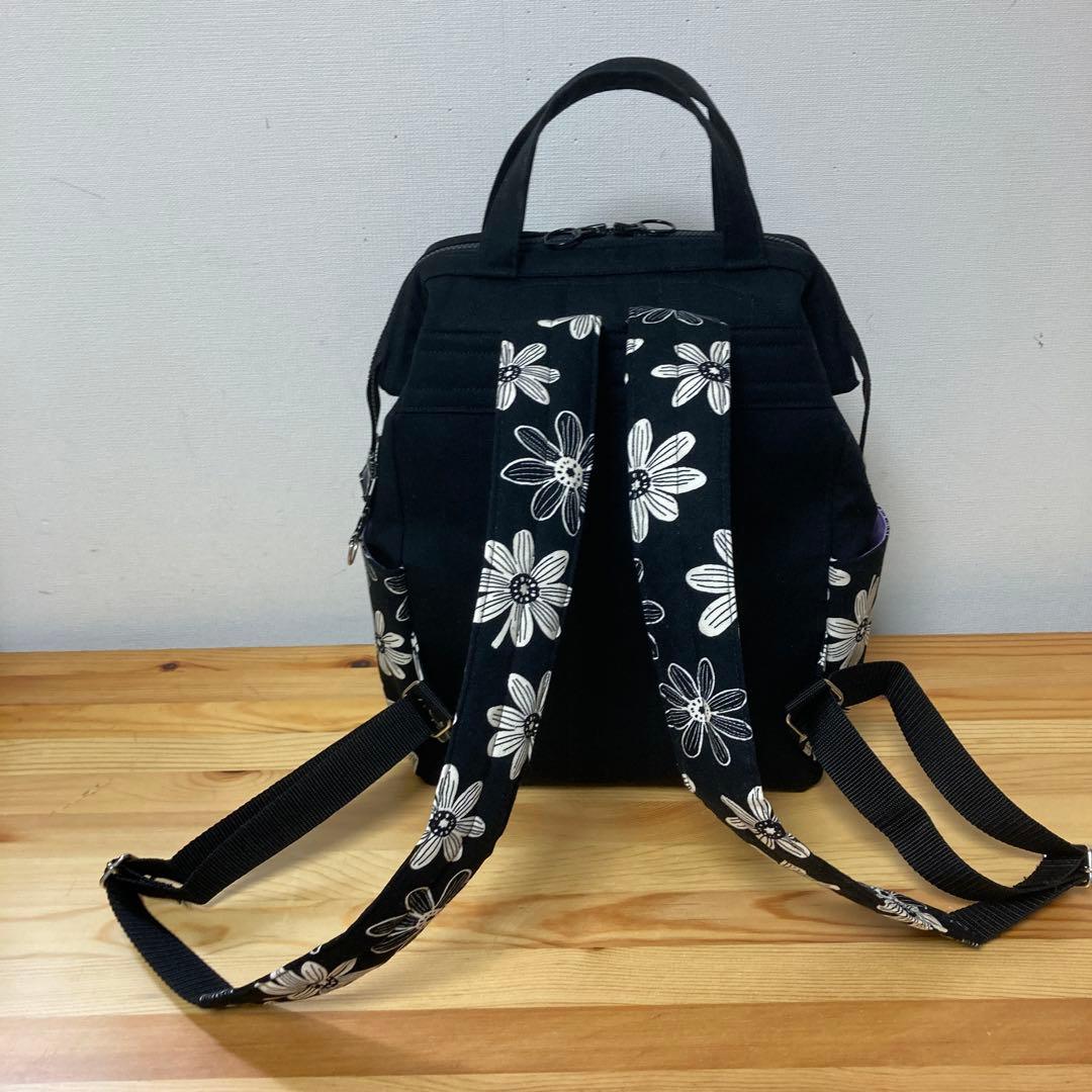 MISA☆様リクエスト 小さなリュック2点　花柄（黒白）ネモフィラ（ネイビー）