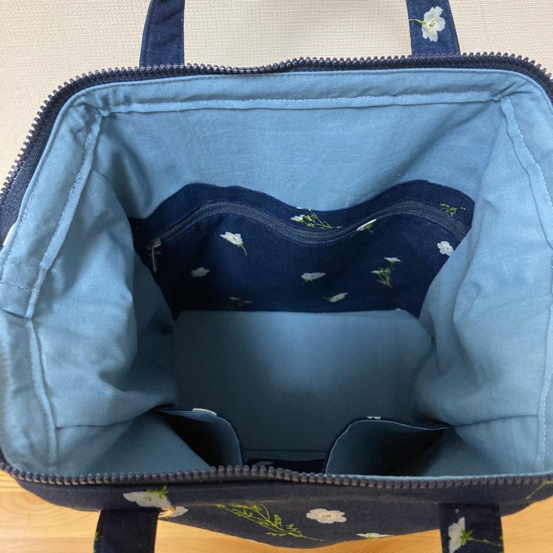 MISA☆様リクエスト 小さなリュック2点　花柄（黒白）ネモフィラ（ネイビー）