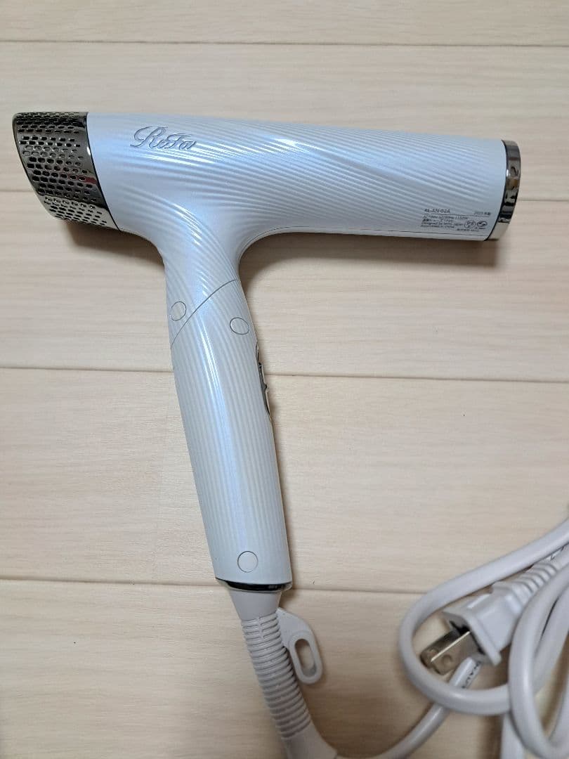 リファ ドライヤースマート Refa 2023年製