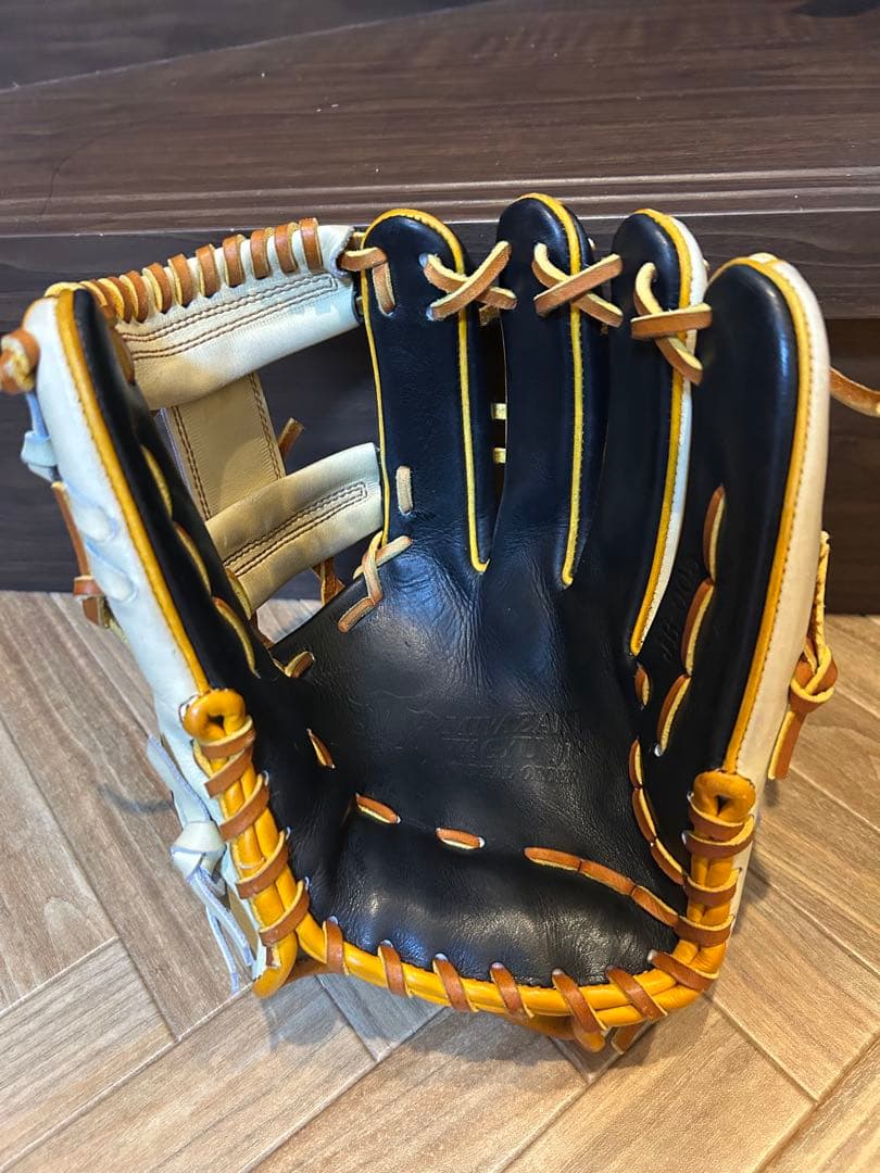 《最終値下げ》和牛JBオーダグローブ　硬式用