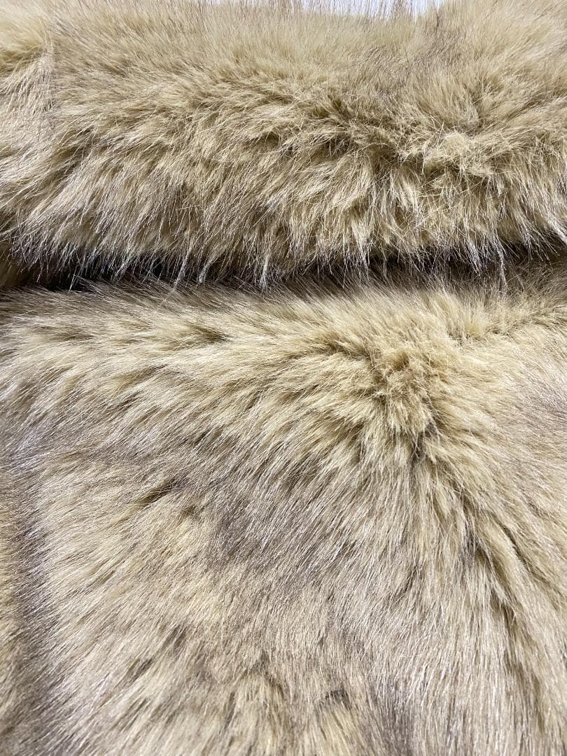 ザラ 新品 ライトベージュ ショートフェイクファーコート XL