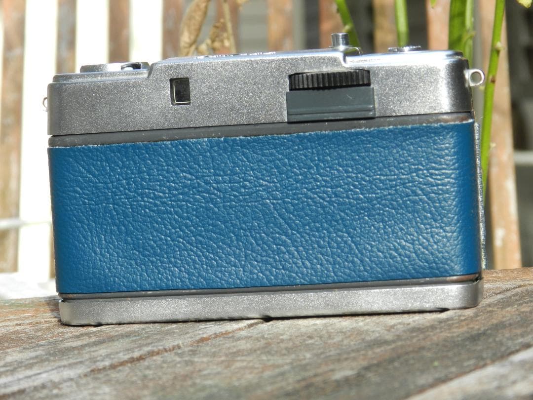 美品　OLYMPUS PEN EES EE-S フィルムカメラ　濃紺　オリジナル