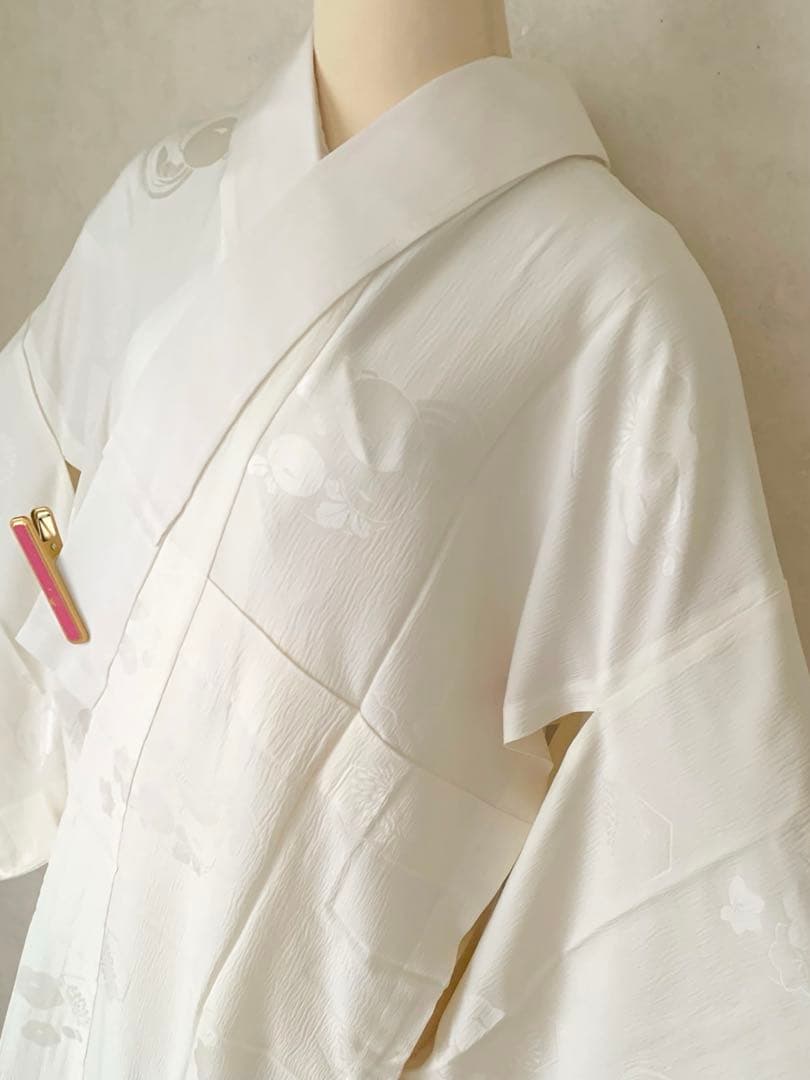 G09 未使用 菊梅模様織出し 正絹 長襦袢 裄68