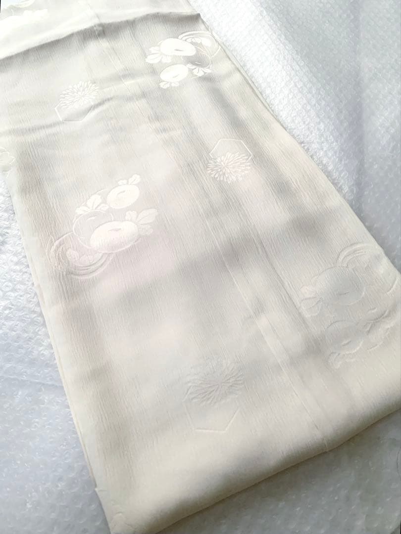 G09 未使用 菊梅模様織出し 正絹 長襦袢 裄68