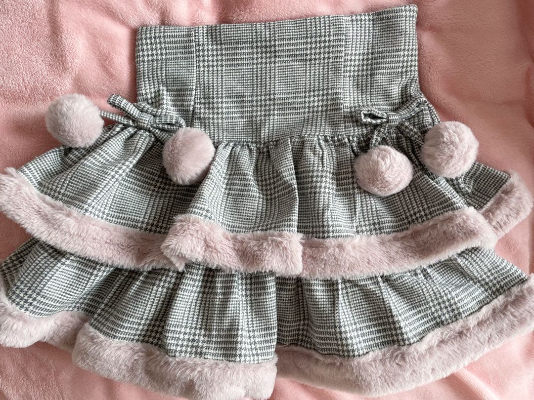 pium ピウム ファー付きティアードミニスカート グレーチェック