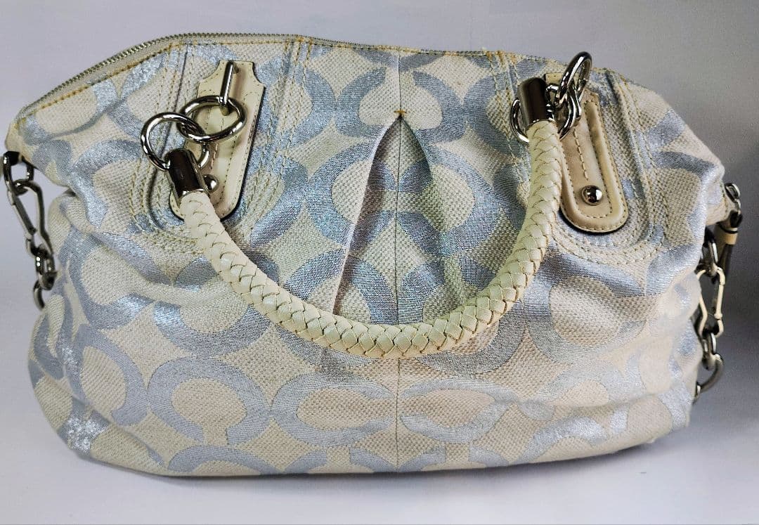 COACH コーチ 2way ショルダーバッグ　花モチーフ