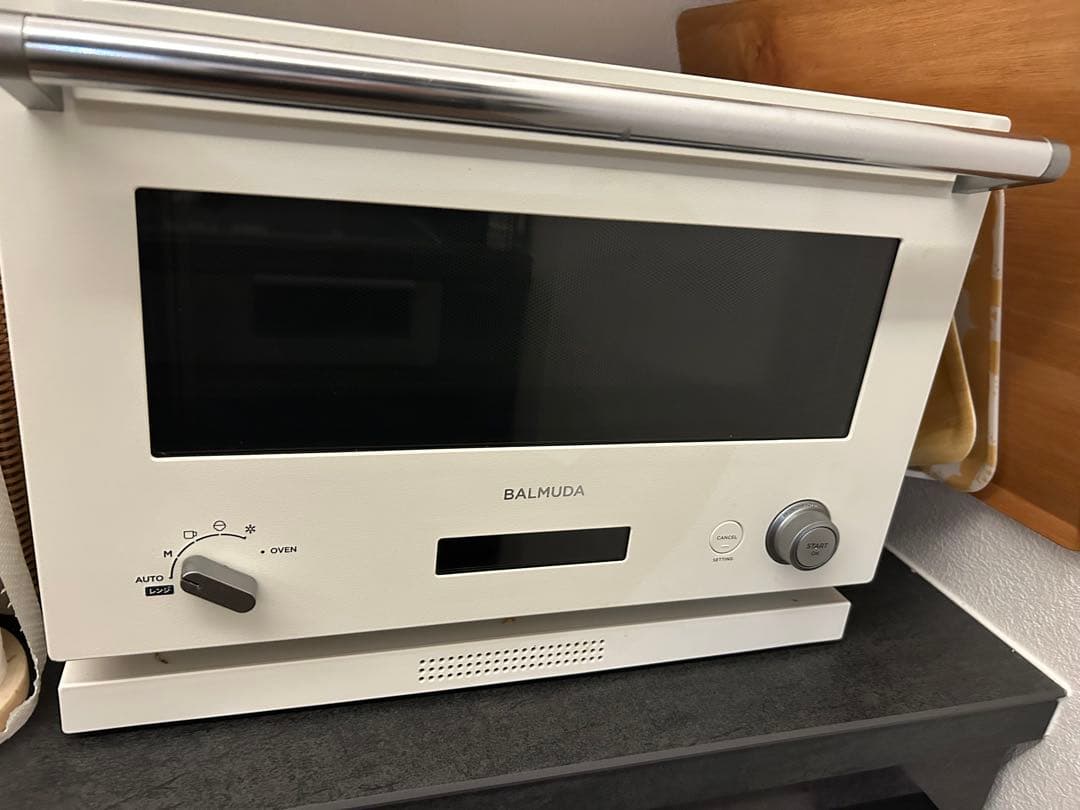 【値下げしました】BALMUDA オーブンレンジ ホワイト　2021年式