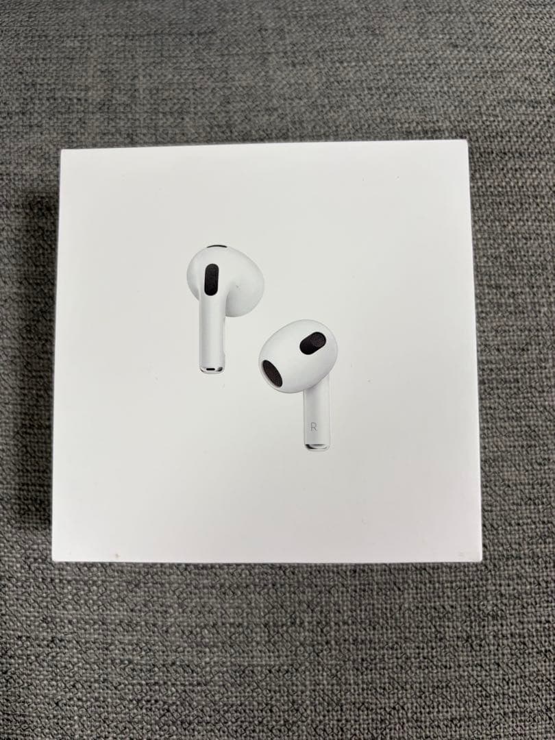 Apple AirPods3 本体 充電ケース付き