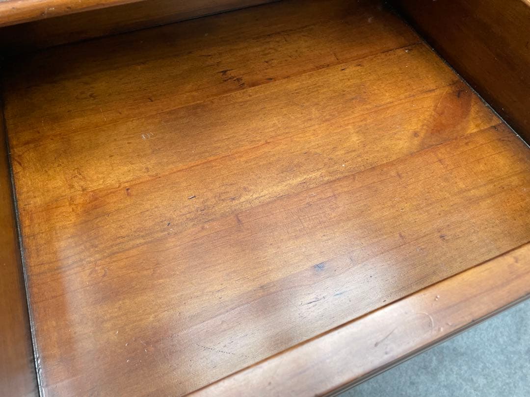 近隣配達可能　アンティーク？　キャビネット　カップボード　食器棚