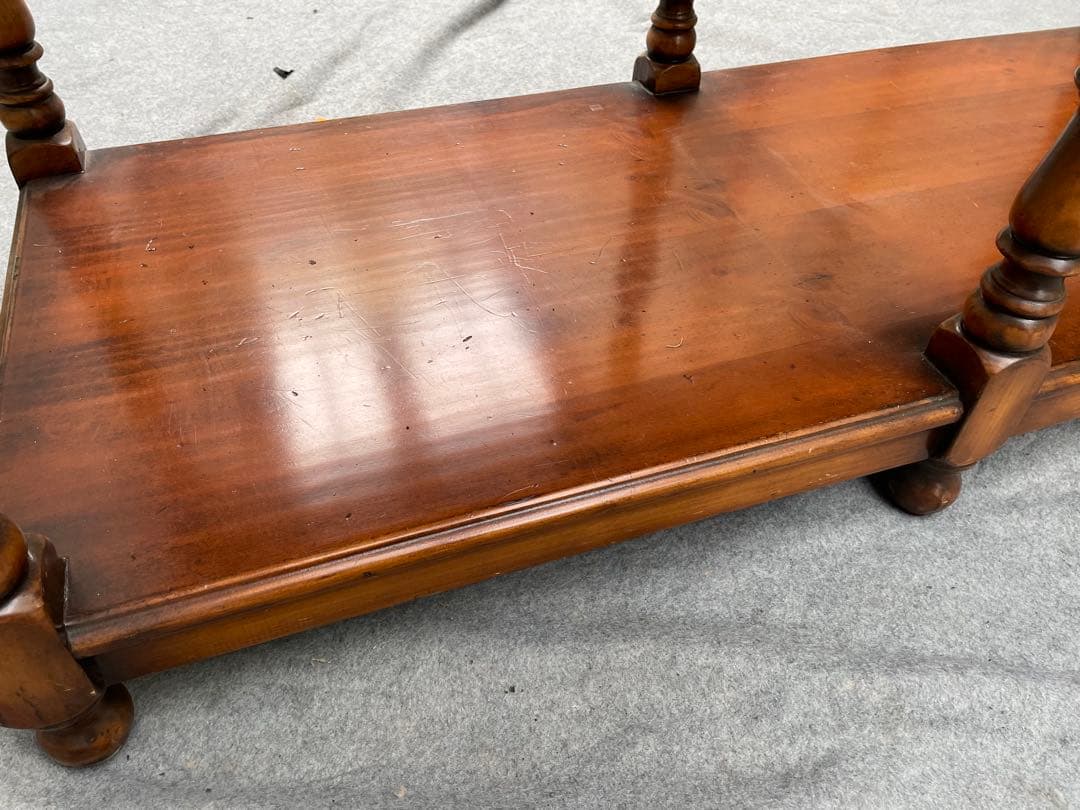 近隣配達可能　アンティーク？　キャビネット　カップボード　食器棚