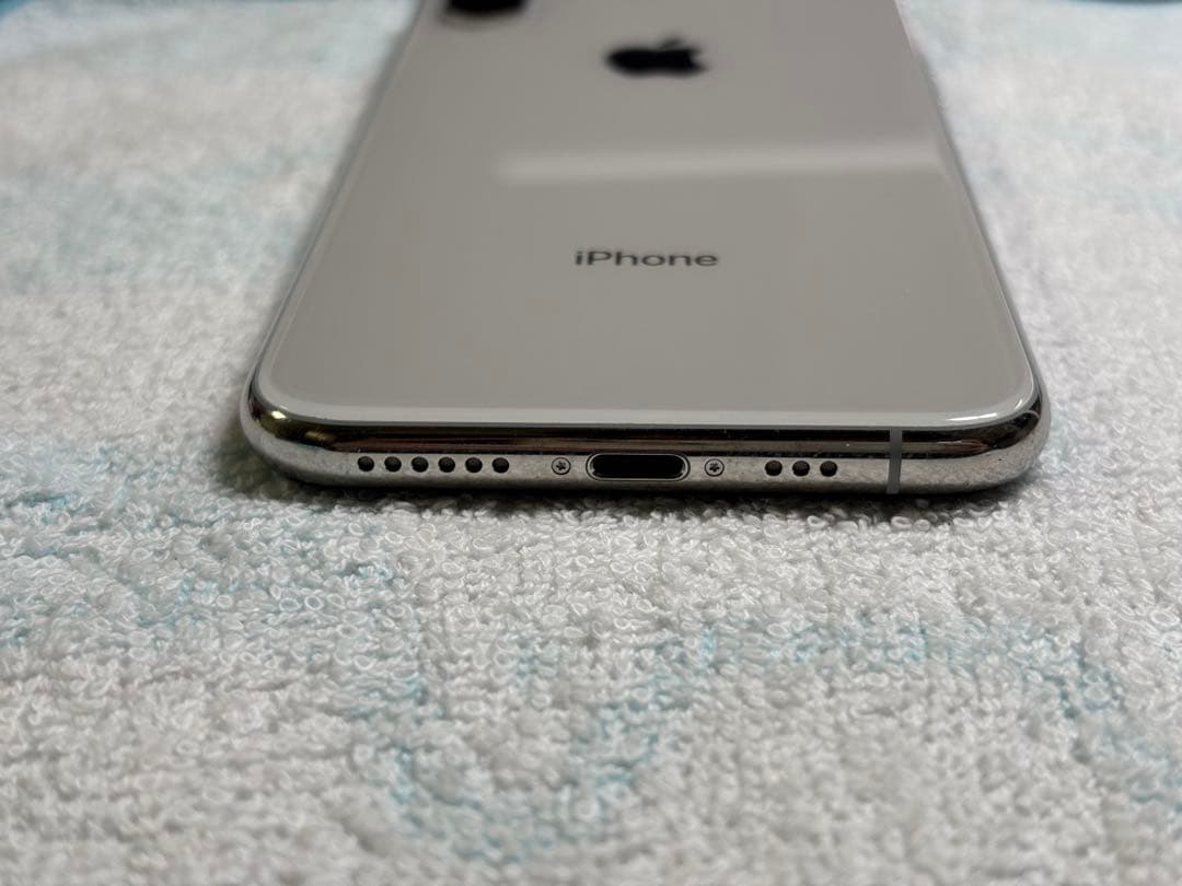 Apple iPhone Xs 256GB シルバー SIMフリー スマホ