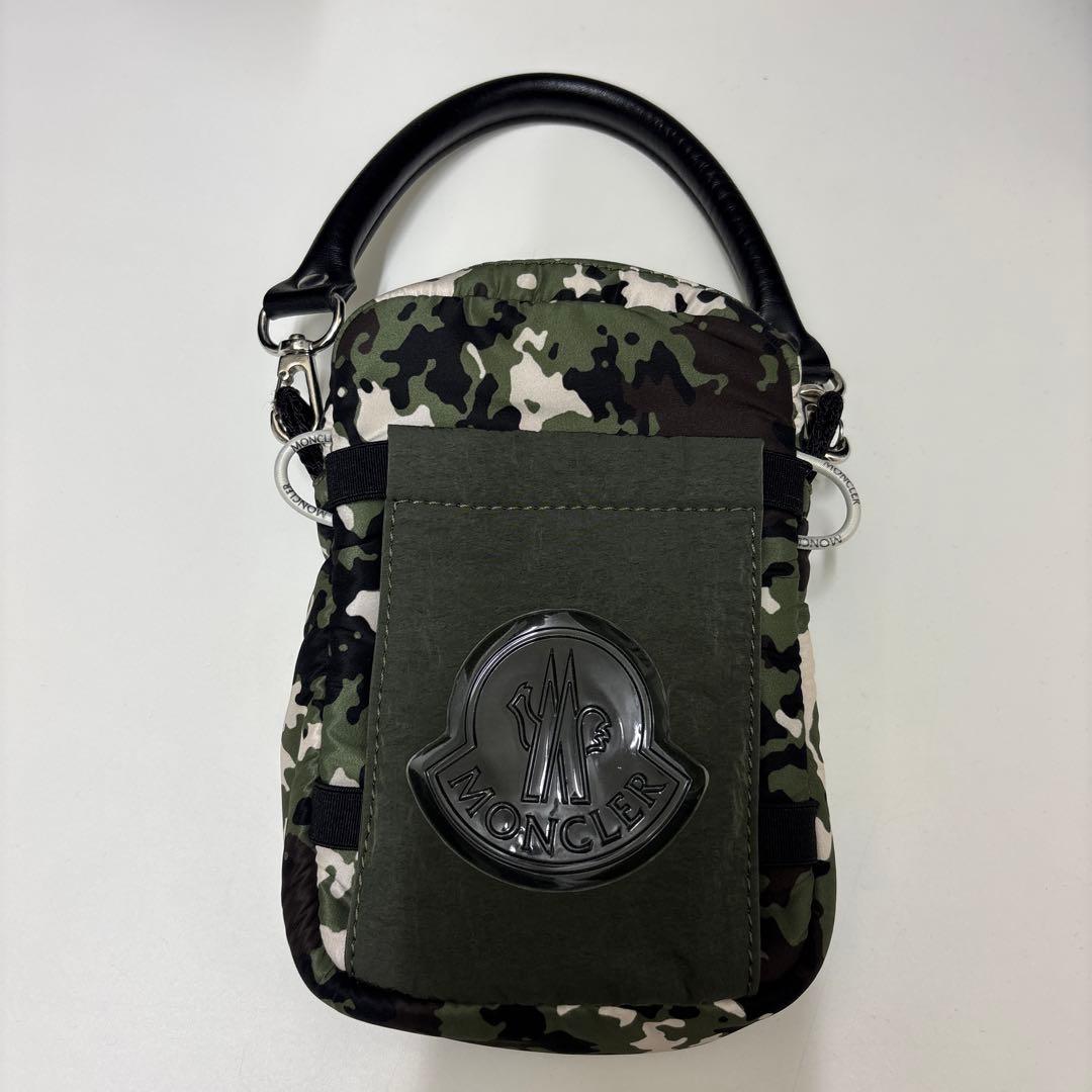 【美品】 モンクレール ミニバッグ 迷彩柄 手提げ ポーチ