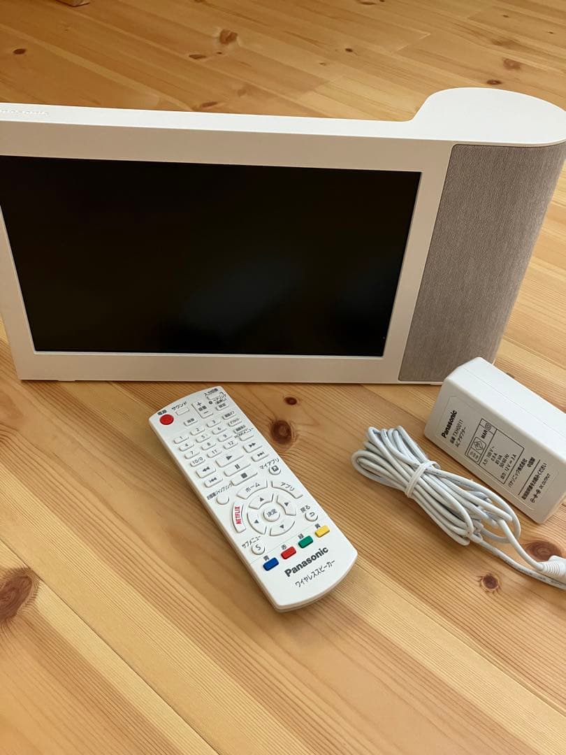 【美品】パナソニック　ワイヤレススピーカーシステム　SC-VA1-W