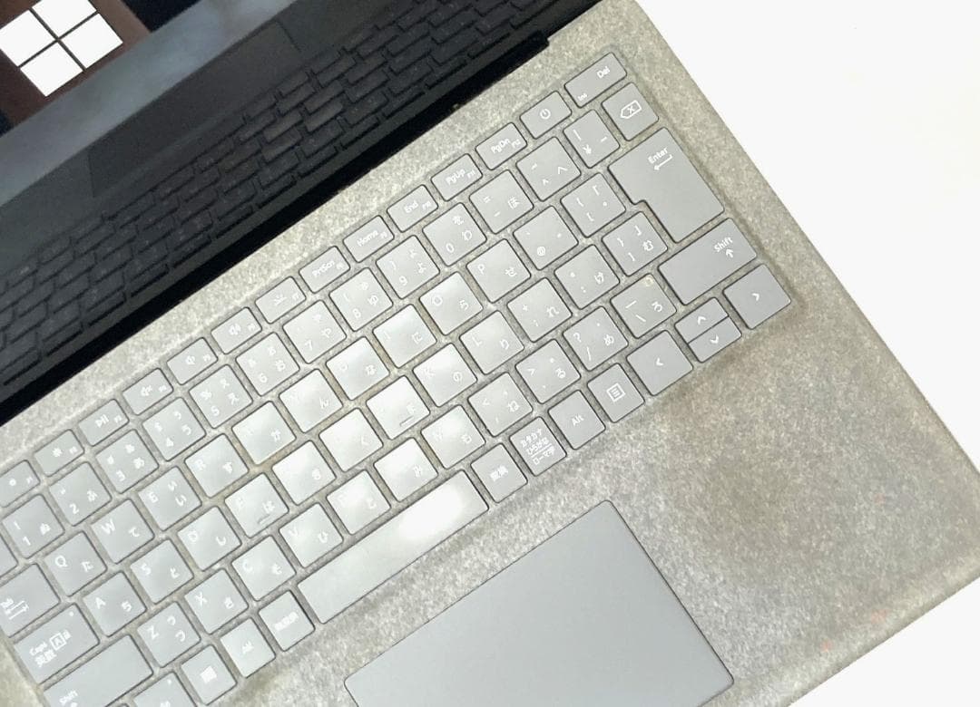 良品 マイクロソフト Surface Laptop2 i7 薄型 タッチパネル