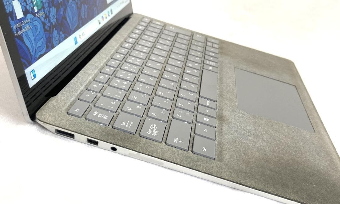 良品 マイクロソフト Surface Laptop2 i7 薄型 タッチパネル