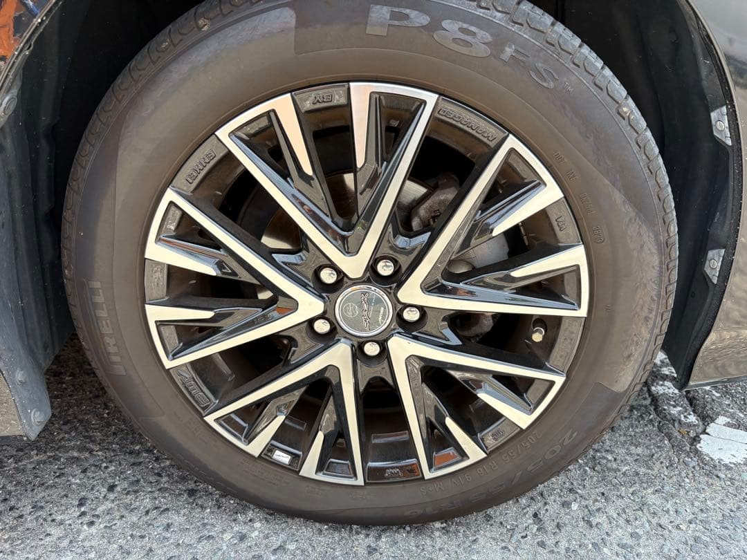 トヨタ プリウス 16インチ ホイール タイヤ付き