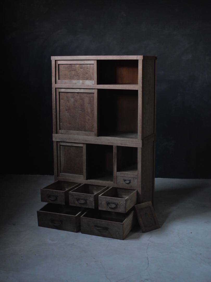 戸棚　食器棚　ケヤキ　収納棚　棚　古家具　古道具　アンティーク　昭和レトロ