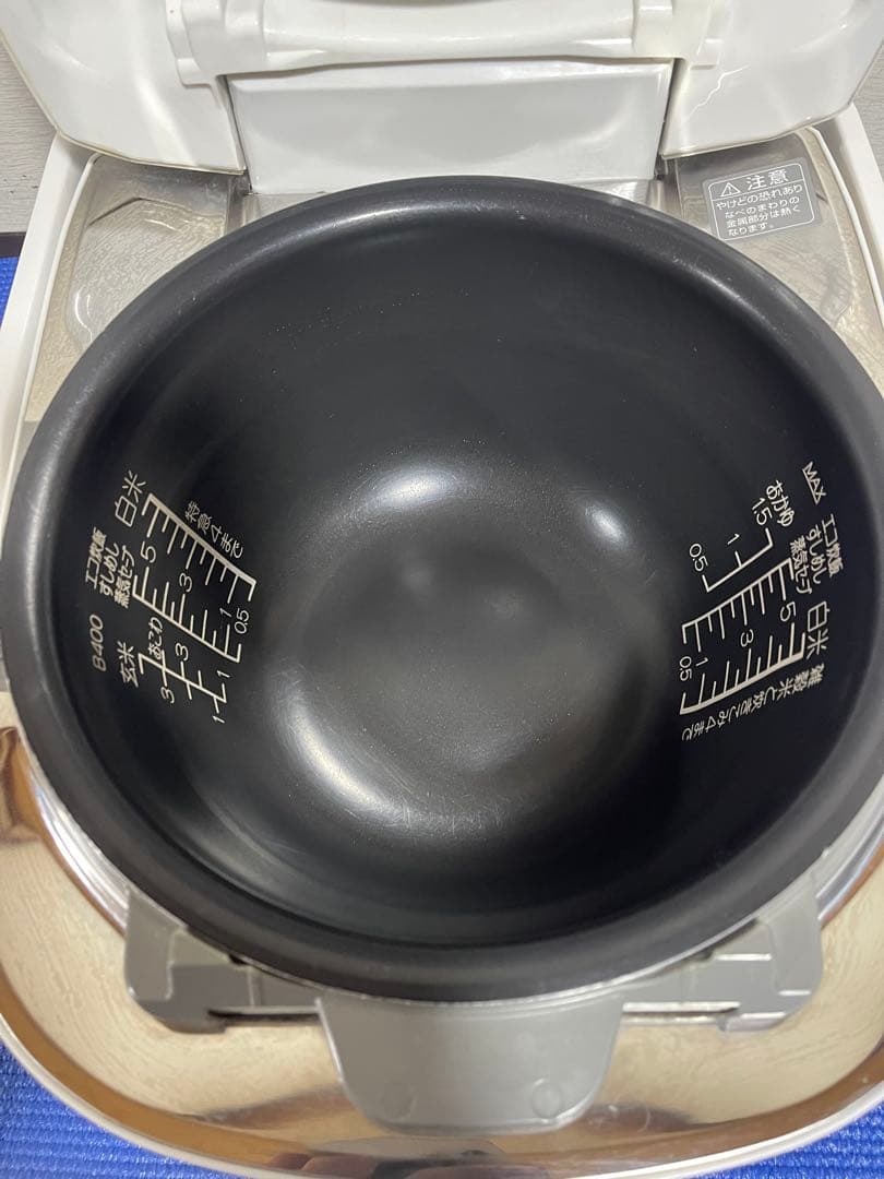 ZOJIRUSHI 極め羽釜 炊飯器 NP-WA10 圧力IH炊飯ジャー南部鉄器