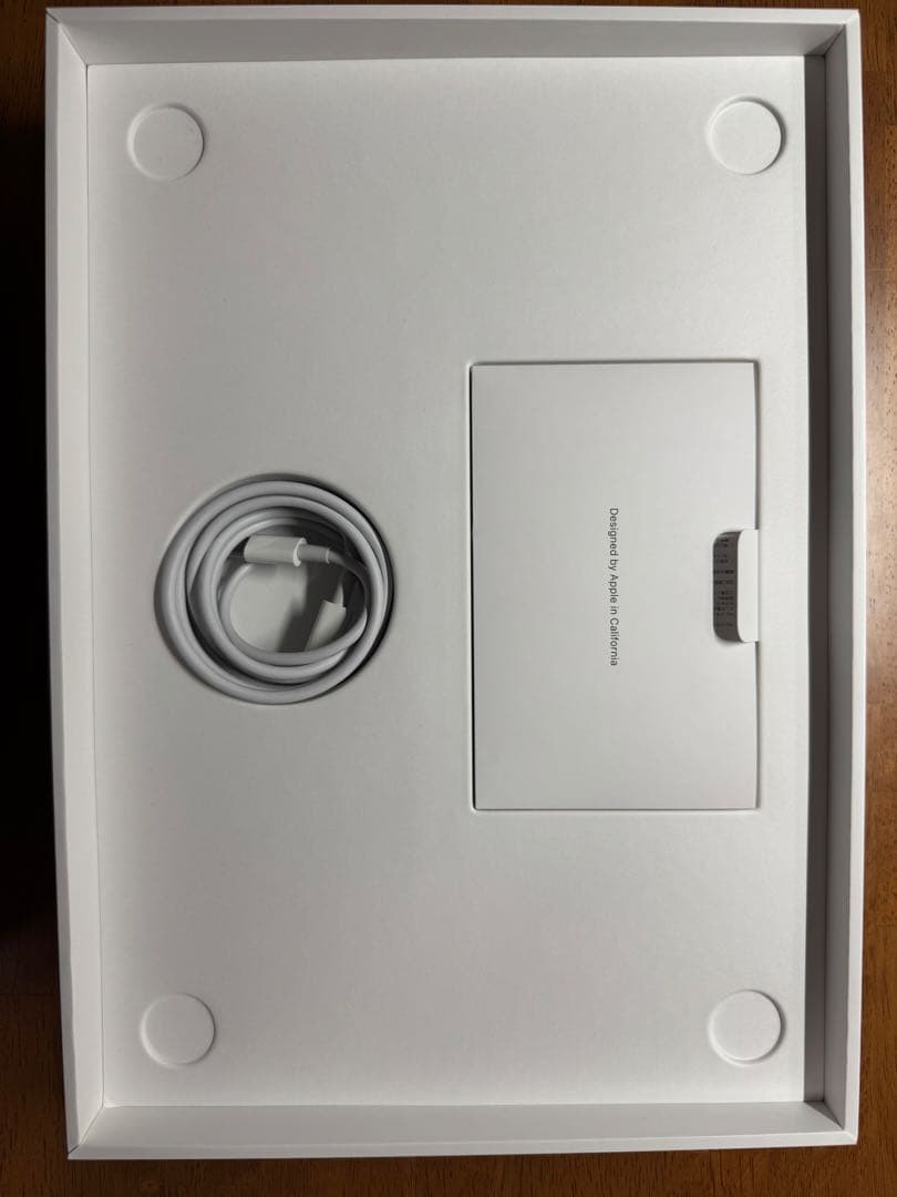 【スキンシール付き】MacBook Air M1 メモリ16GB／US配列