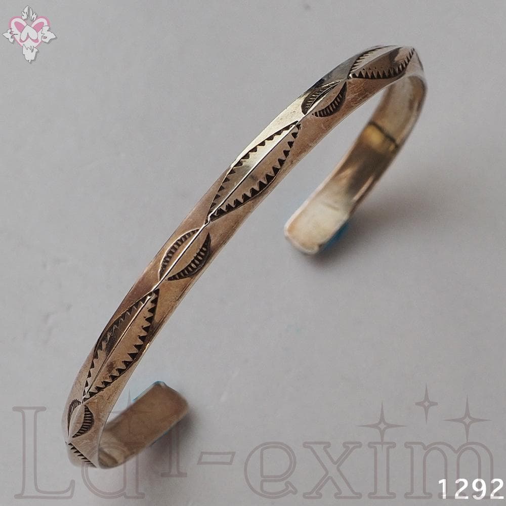 美品 インディアンジュエリー 刻印 LMC スターリング シルバー 銀 バングル