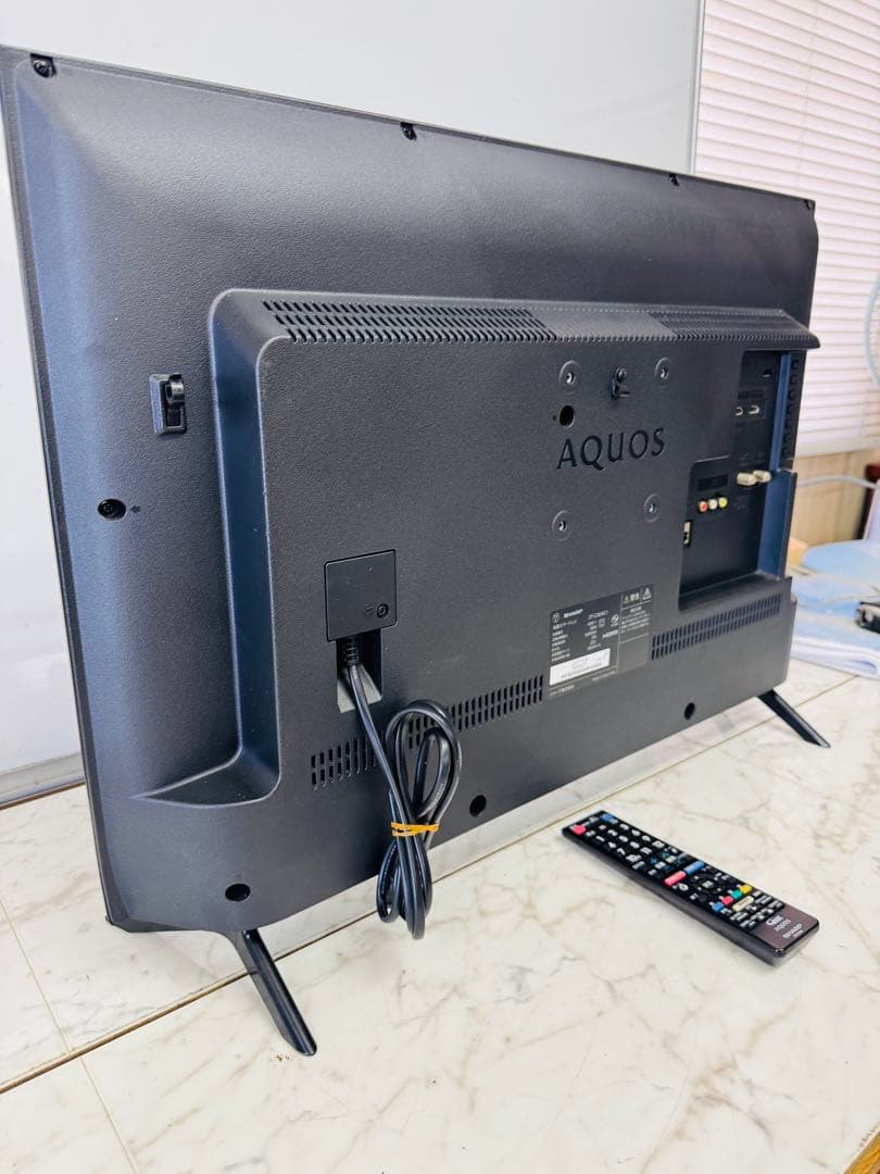 SHARPシャープ 32インチ 液晶テレビ 2T-C32AC1 2021年製