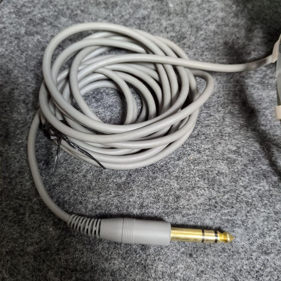 ヘッドホン AKG K701