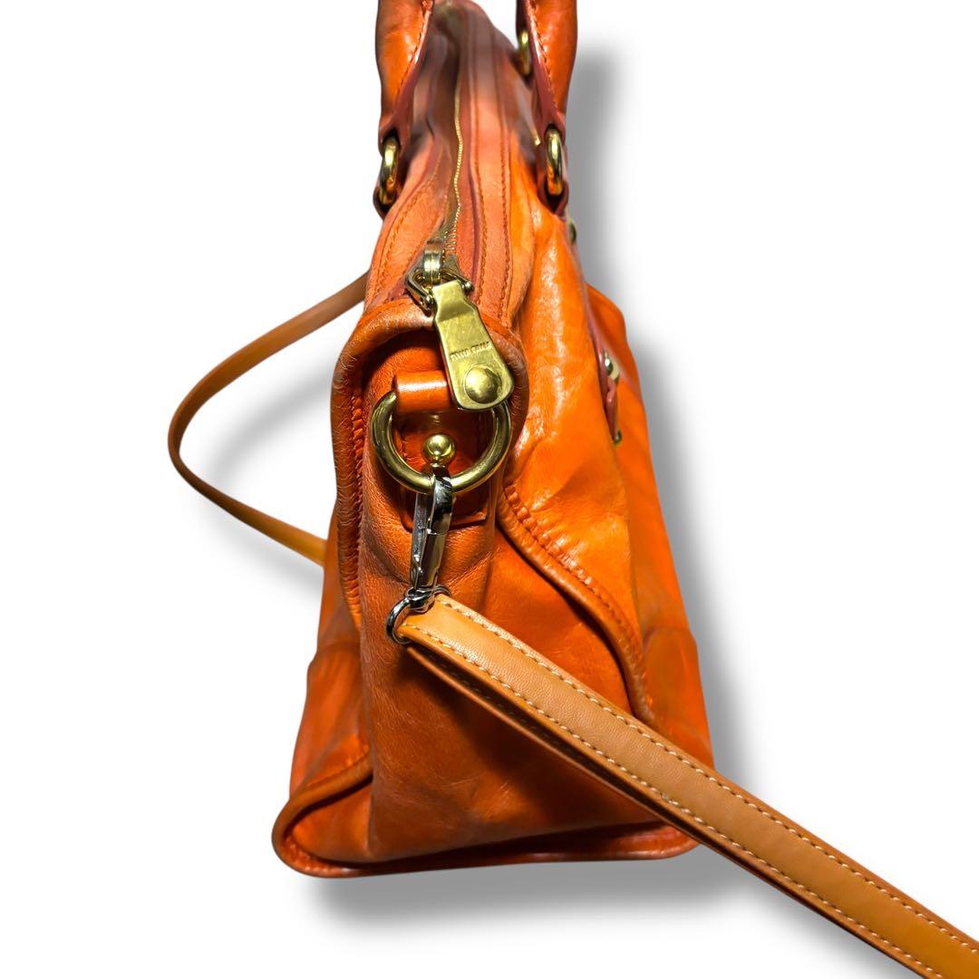 【名作】miumiu ヴィッテロシャイン 2wayバッグ ヴィンテージ加工