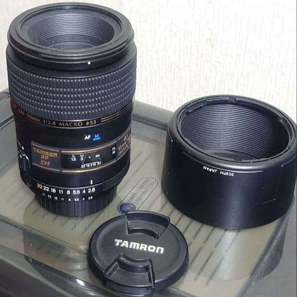 TAMRON 90mm f/2.8 MACRO レンズ