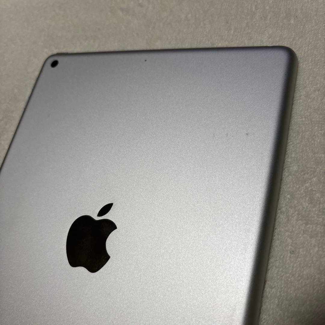 iPad 第6世代　32GB Wi-Fiモデル