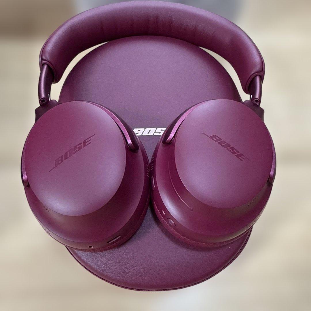 Bose QuietComfort Ultra ワイヤレスヘッドホン　ピンク