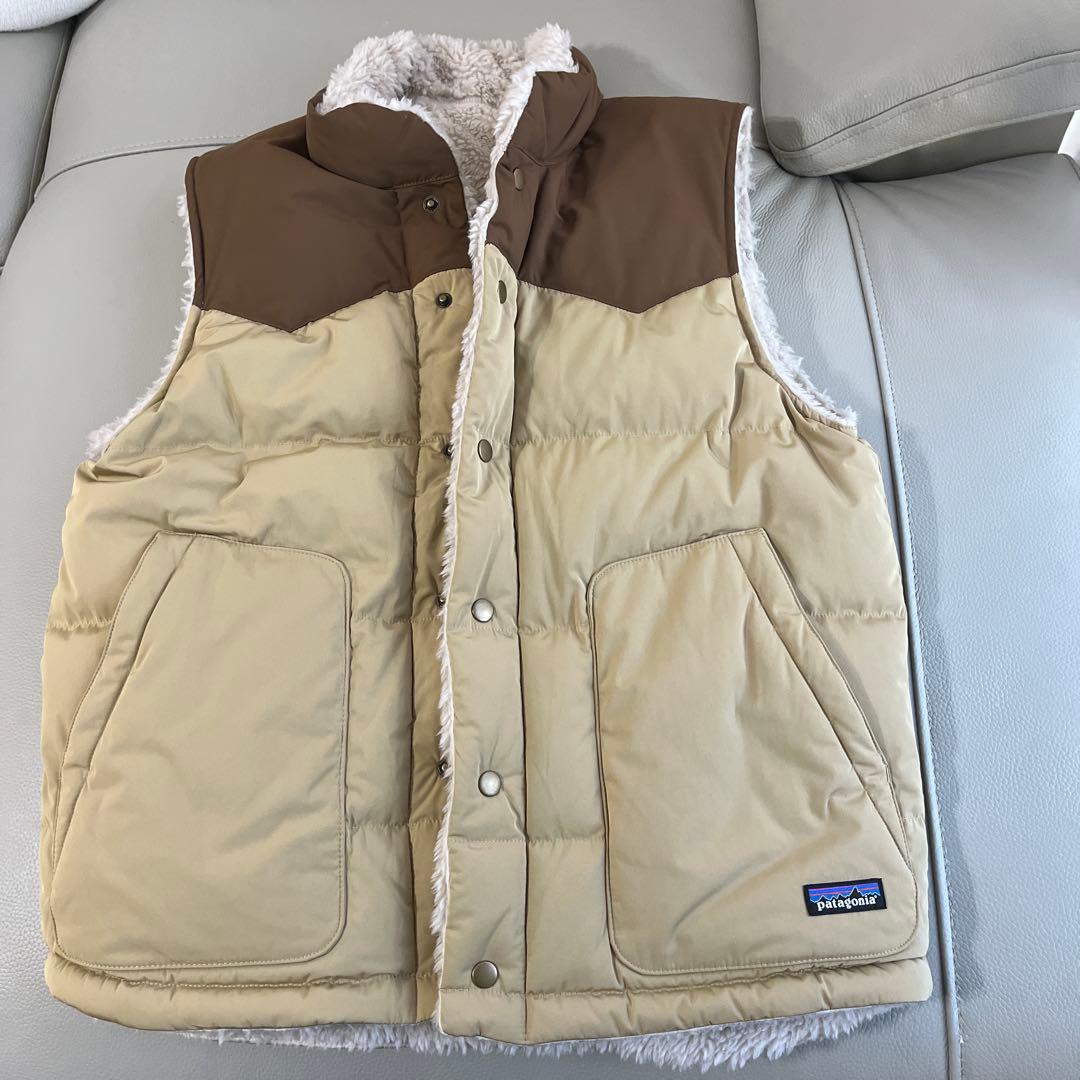 patagonia ダウンベスト ベージュ・ブラウン
