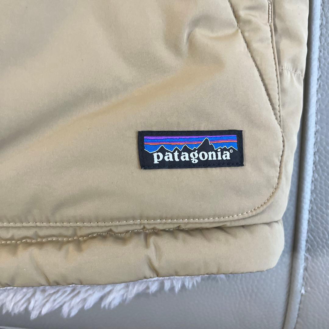 patagonia ダウンベスト ベージュ・ブラウン