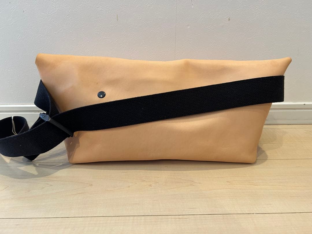 uni&co メッセンジャーバッグ M ナチュラル 専用バッグカバー付き