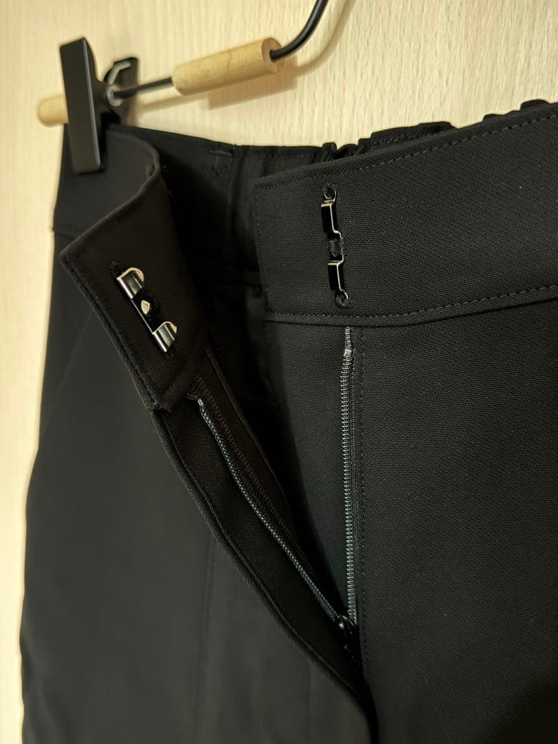 RITAN 未使用　タグ付き　ブラック ストレートパンツ定価¥25300