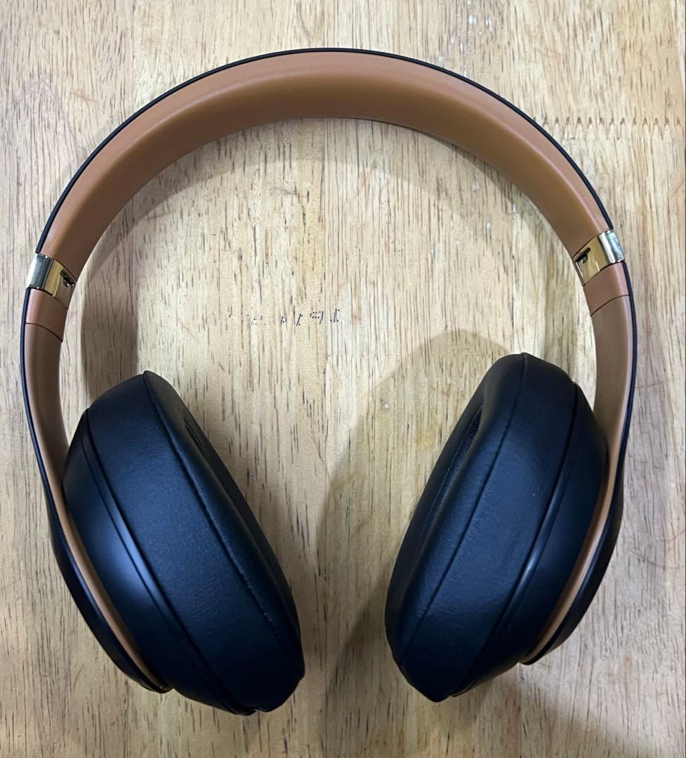 beats studio3 wireless スカイラインコレクション