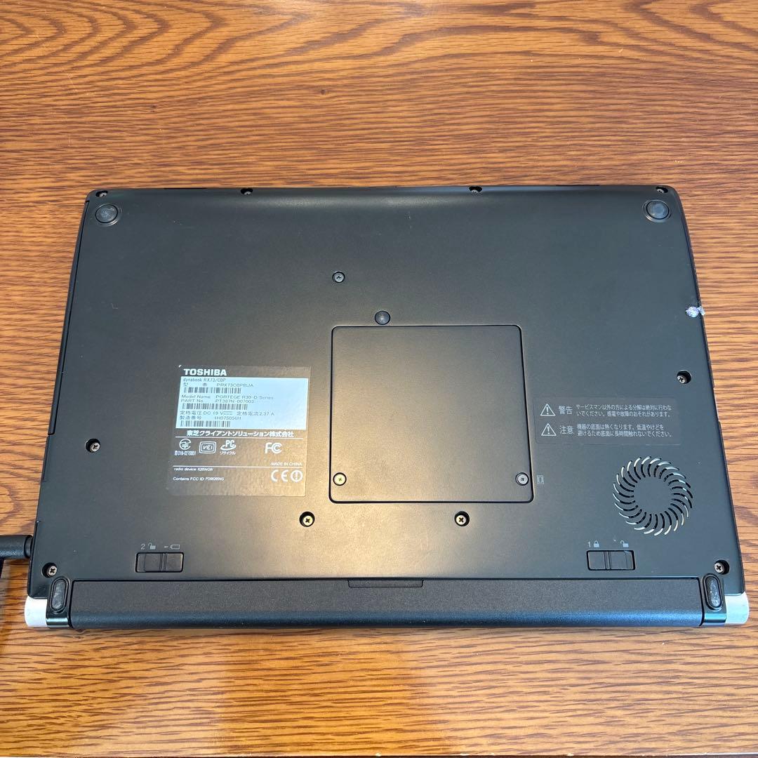 ノートパソコン　東芝