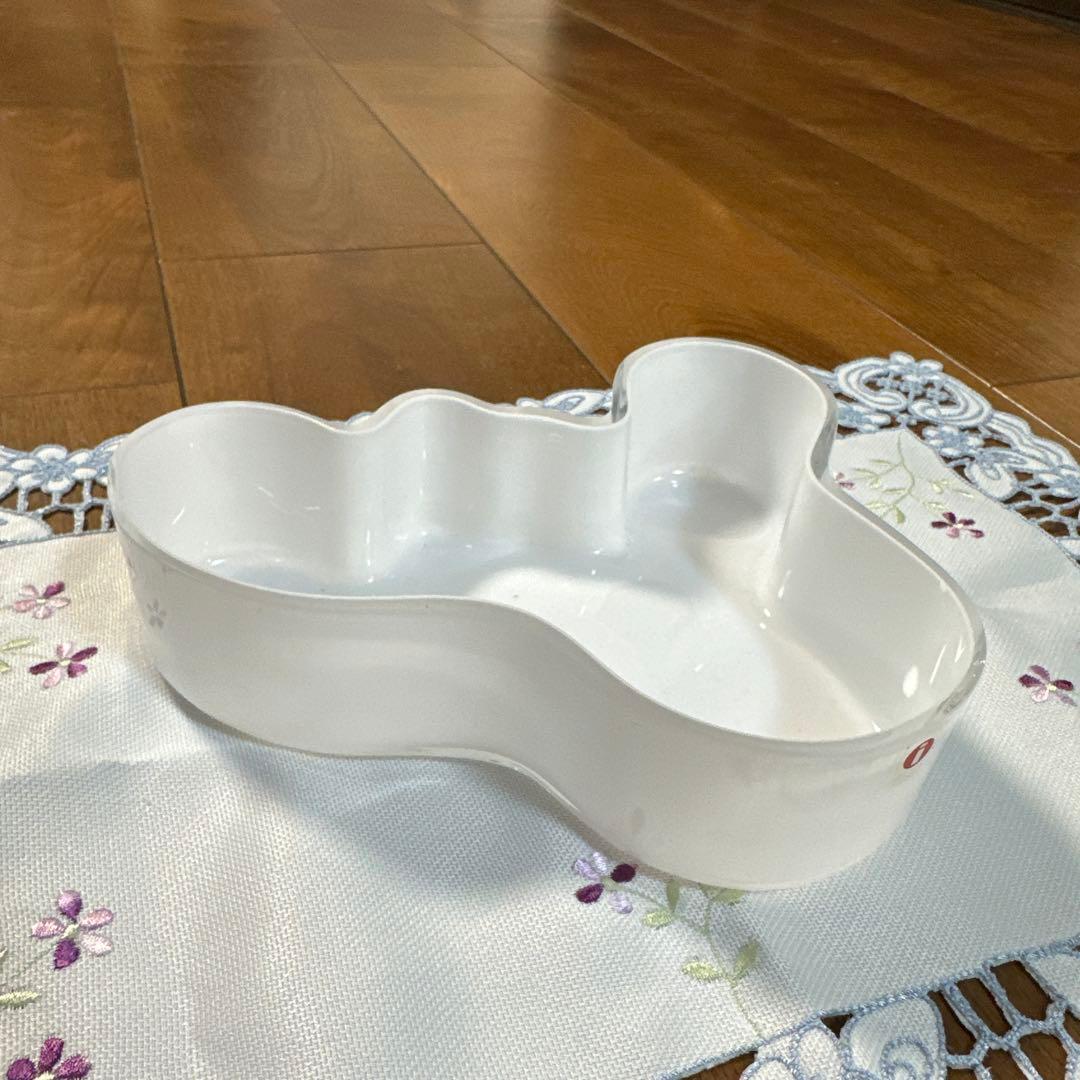 イッタラ花形トレイ