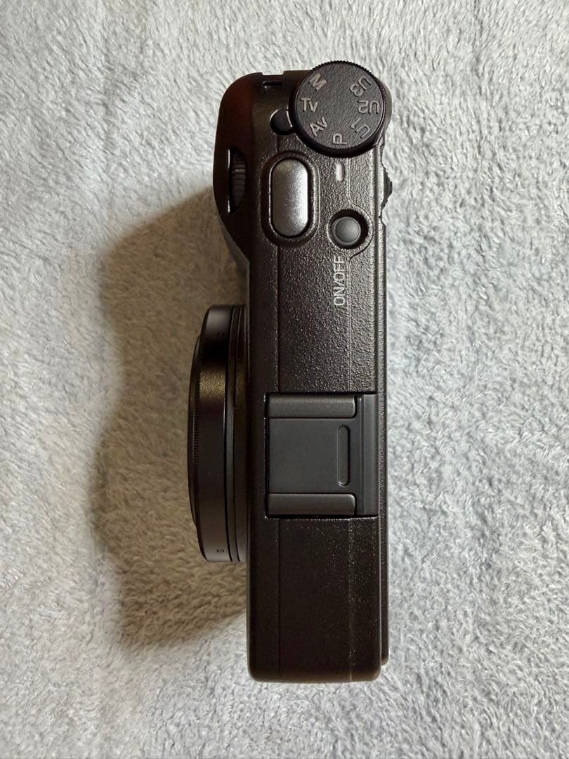 RICOH GR IIIx HDF 64GB SDカード、レンズフィルター付