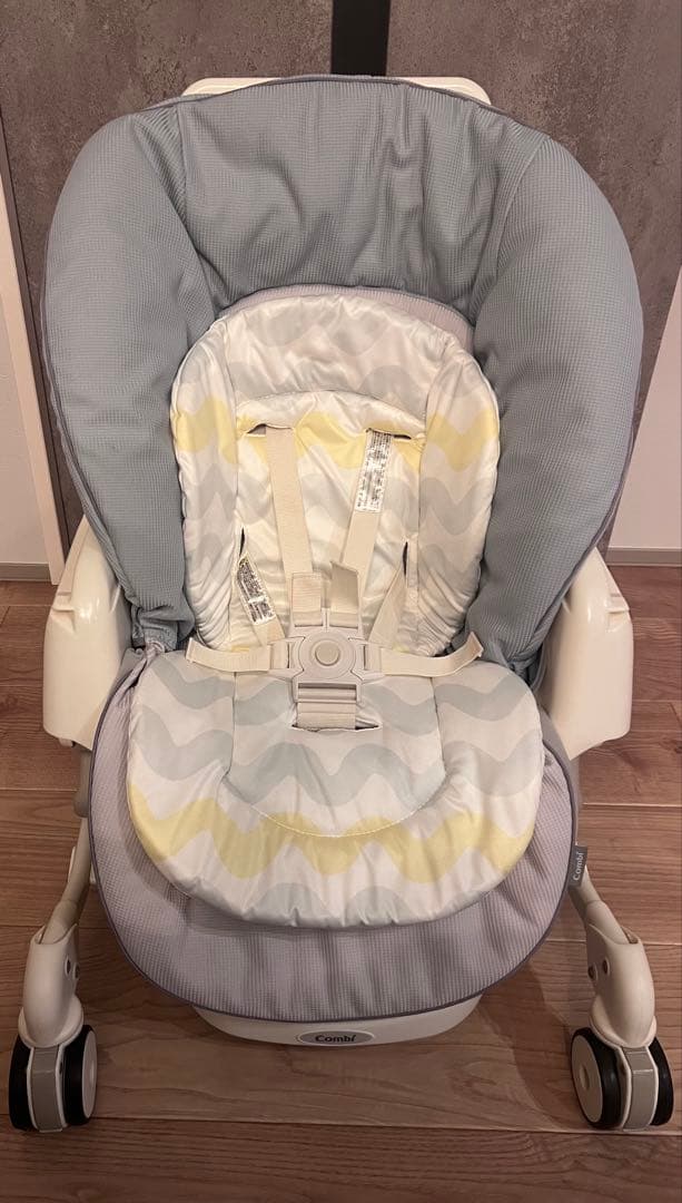 コンビCombi ネムリラ　ハイローチェア　手動