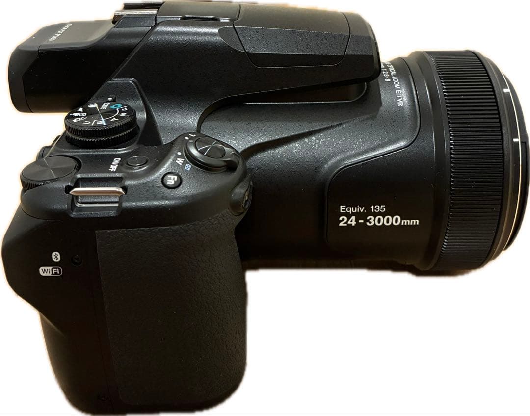 【ほぼ新品】【1月4日まで】Nikon COOLPIX P1100