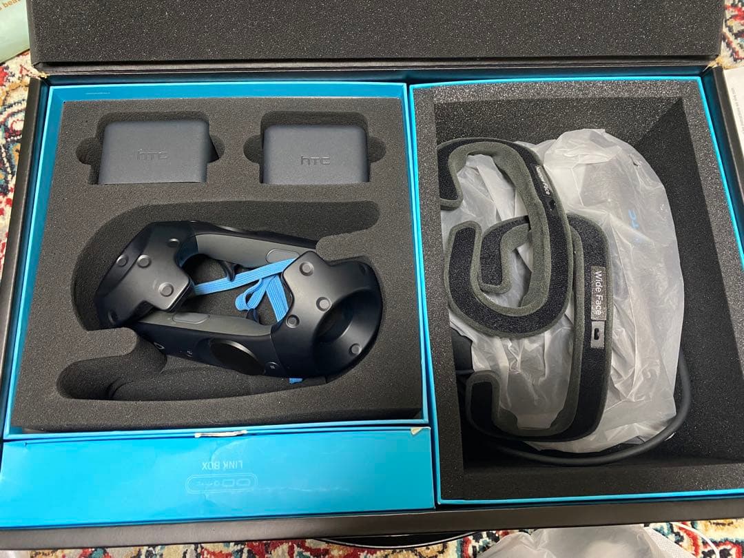HTC VIVE VRヘッドセット