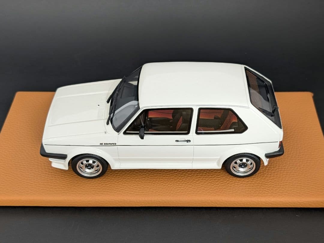 OttO 1/18 VW ゴルフ GTI 16S エッティンガー【補修箇所あり】