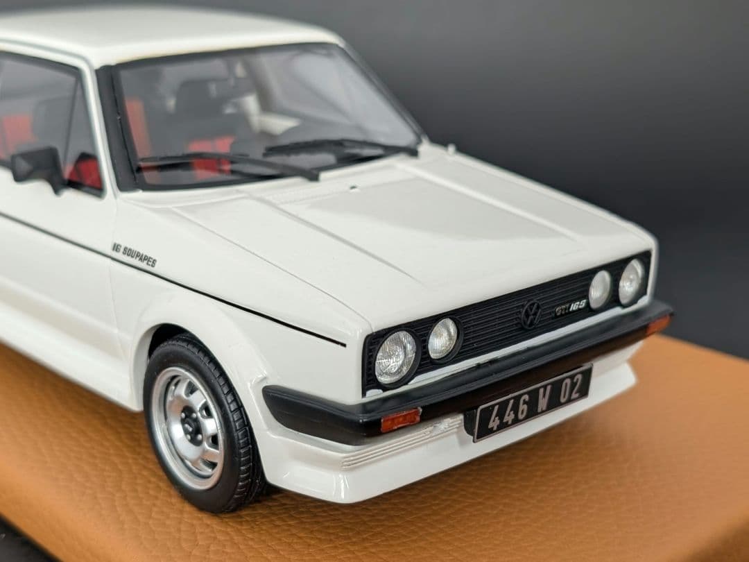 OttO 1/18 VW ゴルフ GTI 16S エッティンガー【補修箇所あり】