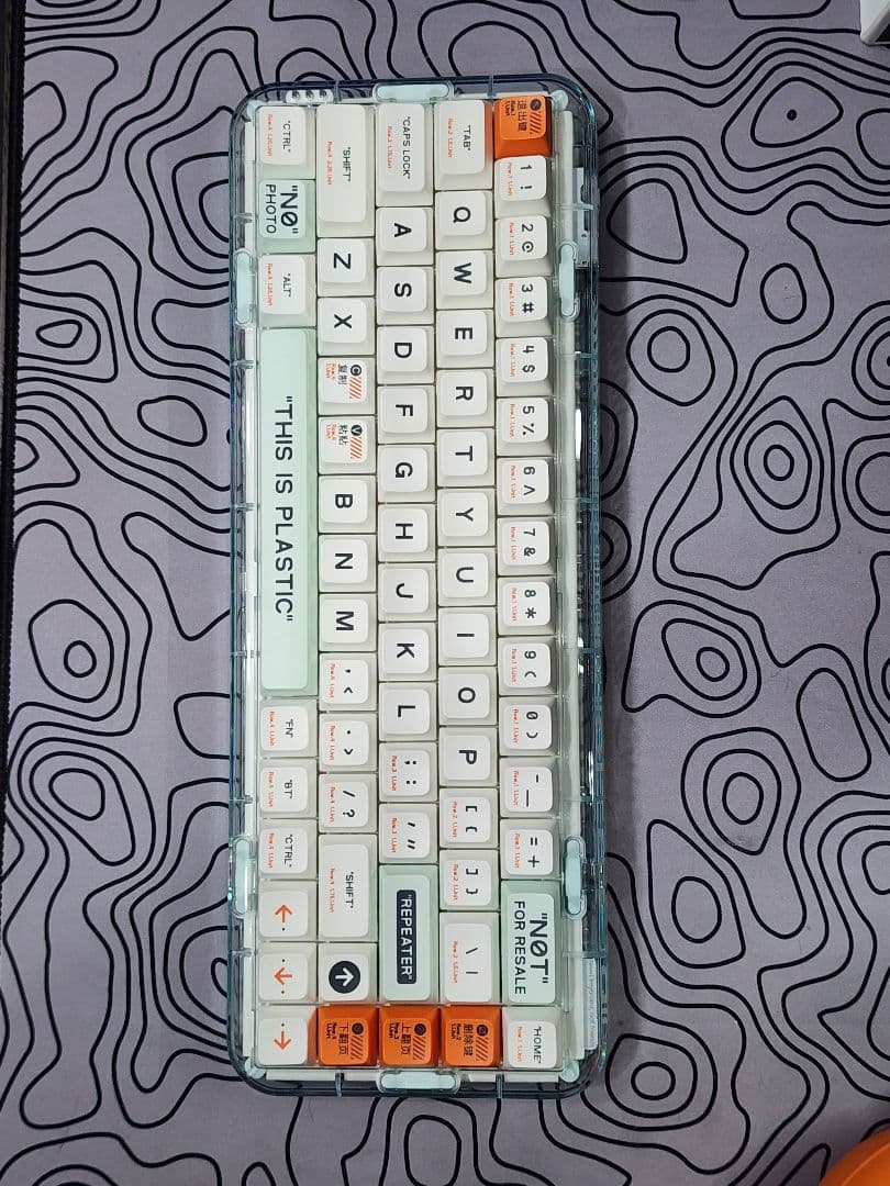 キーボード Melgeek Mojo68 Plastic