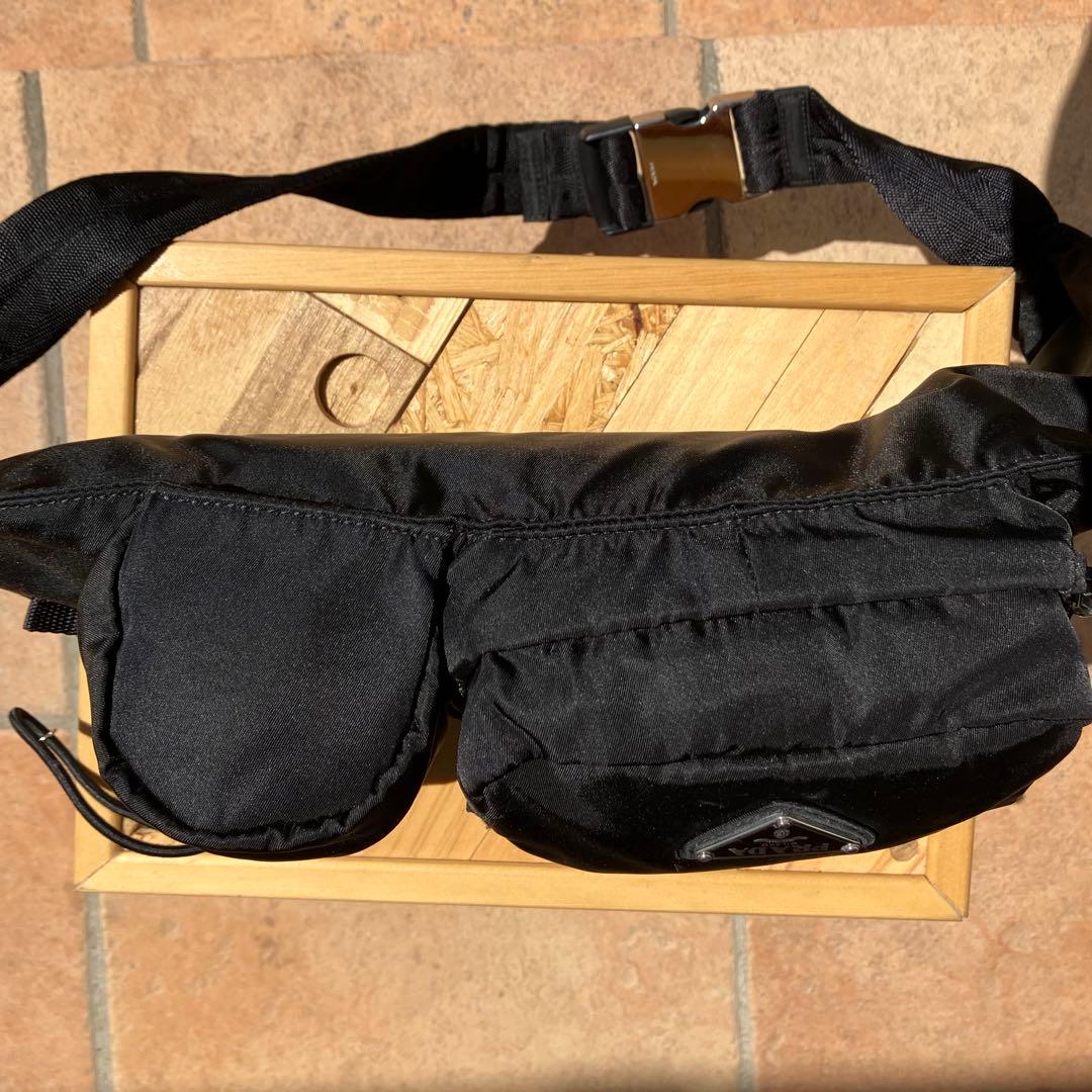 ✨極美品✨プラダ PRADA ボディバッグ ブラック ナイロン